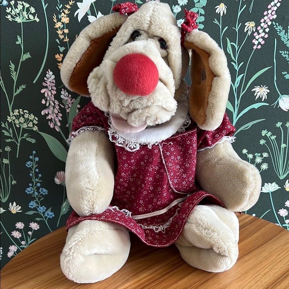 VINTAGE Wrinkles dog puppet Ganz Bros 1980’s Heritage Collection. *PLEASE READ*